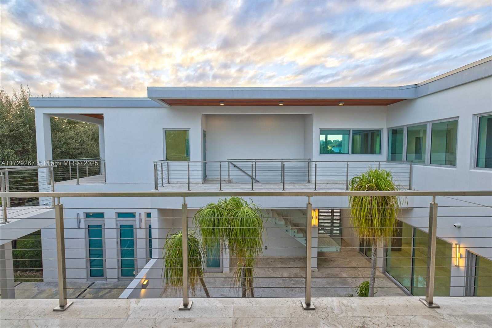 Small Image of 9101 SOUTH WEST 69TH CT, Pinecrest Number 46