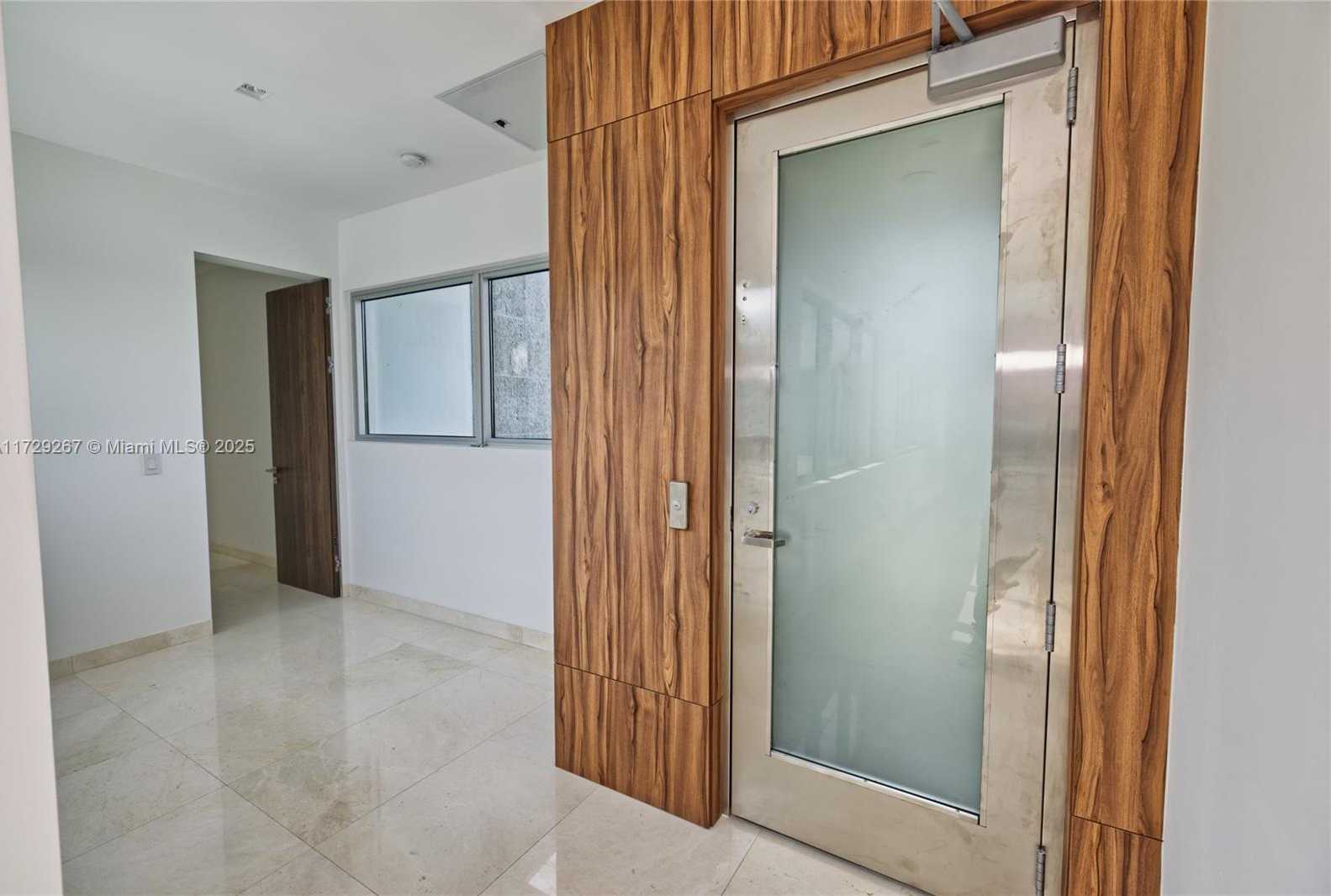 Small Image of 9101 SOUTH WEST 69TH CT, Pinecrest Number 58