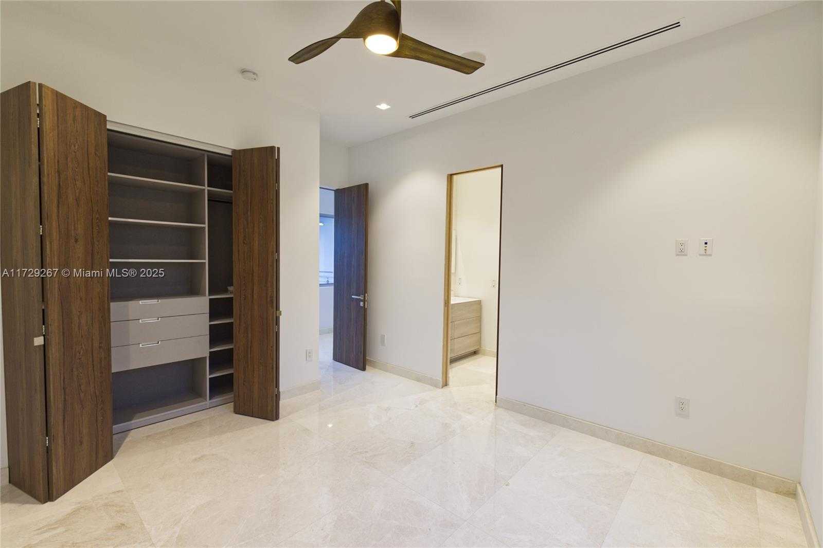 Small Image of 9101 SOUTH WEST 69TH CT, Pinecrest Number 60