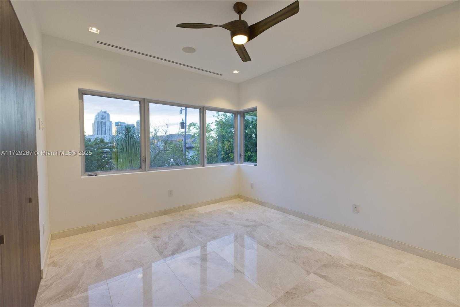 Small Image of 9101 SOUTH WEST 69TH CT, Pinecrest Number 62
