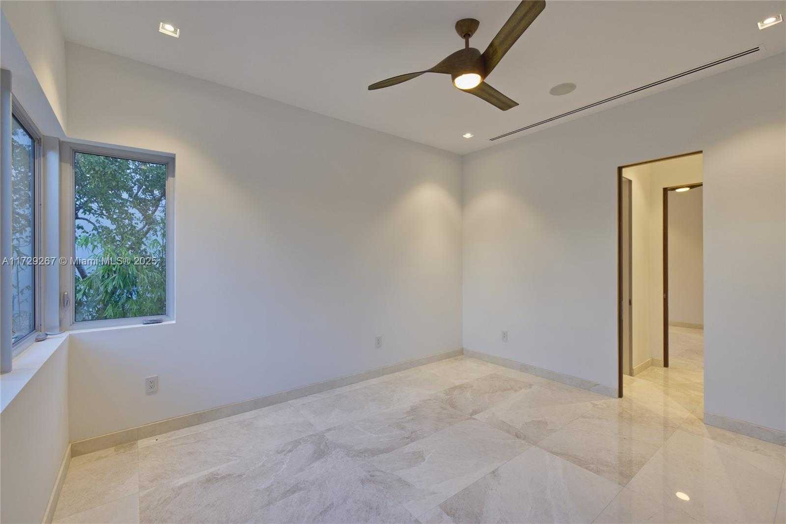 Small Image of 9101 SOUTH WEST 69TH CT, Pinecrest Number 63