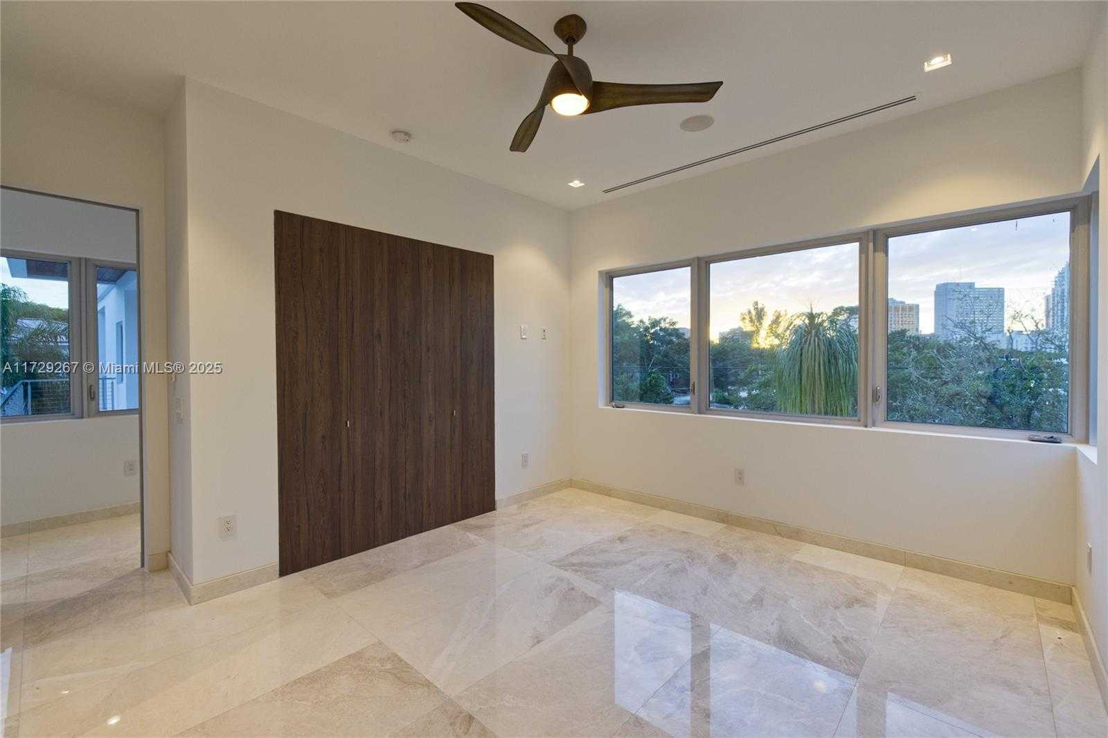 Small Image of 9101 SOUTH WEST 69TH CT, Pinecrest Number 64