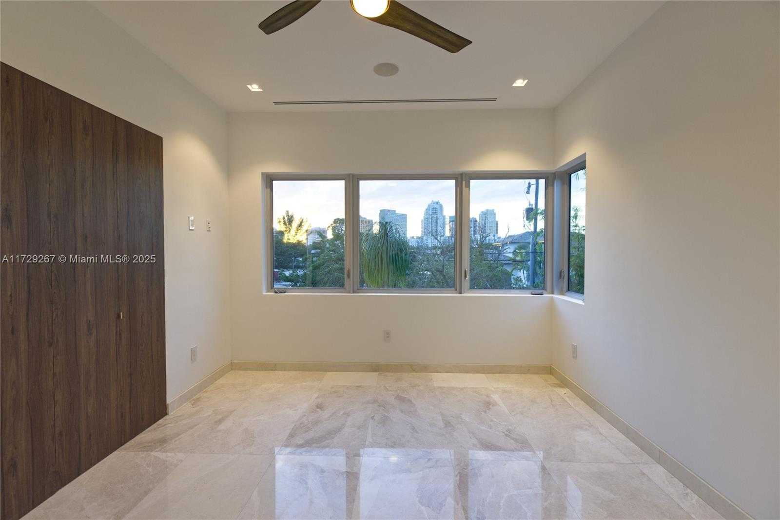 Small Image of 9101 SOUTH WEST 69TH CT, Pinecrest Number 65