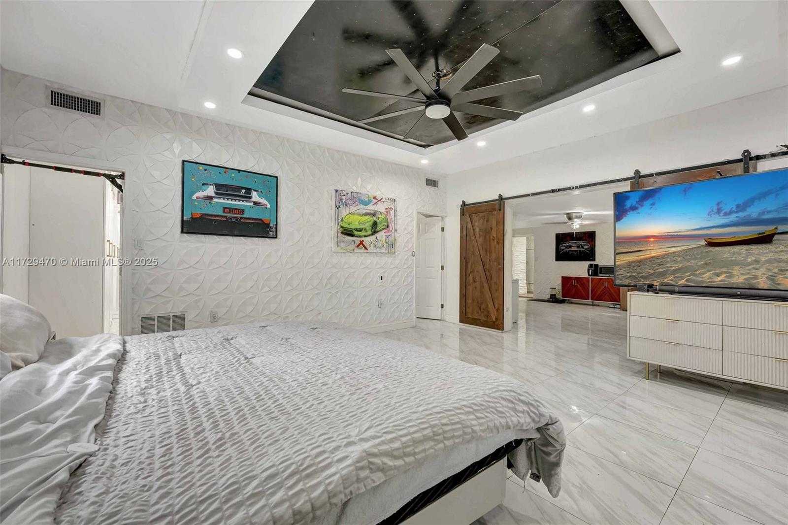 Small Image of 18600 NORTH EAST 7TH CT, North Miami Beach Number 30