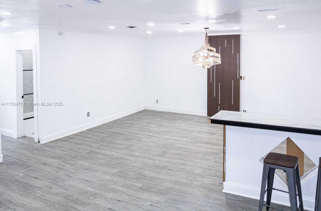 Small Image of 18600 NORTH EAST 7TH CT, North Miami Beach Number 48