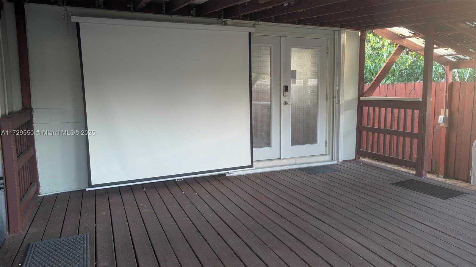 Small Image of 1618 MADISON ST, Hollywood Number 11