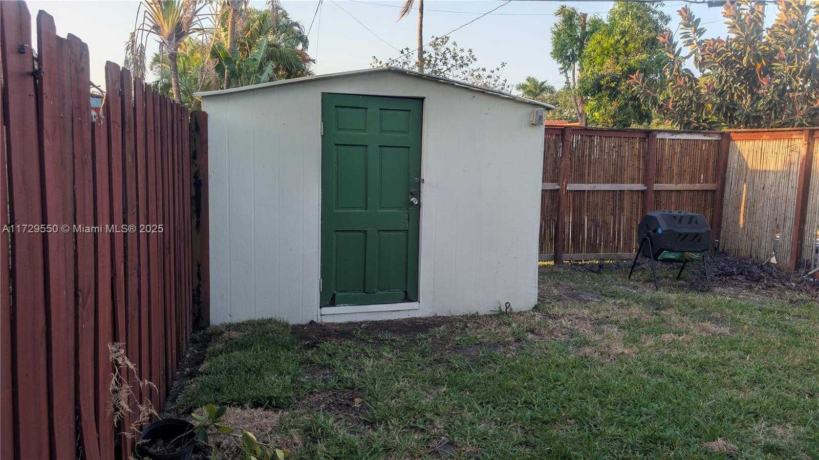 Small Image of 1618 MADISON ST, Hollywood Number 13
