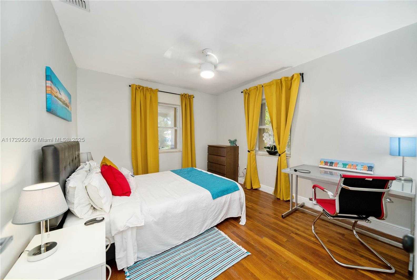 Small Image of 1618 MADISON ST, Hollywood Number 5
