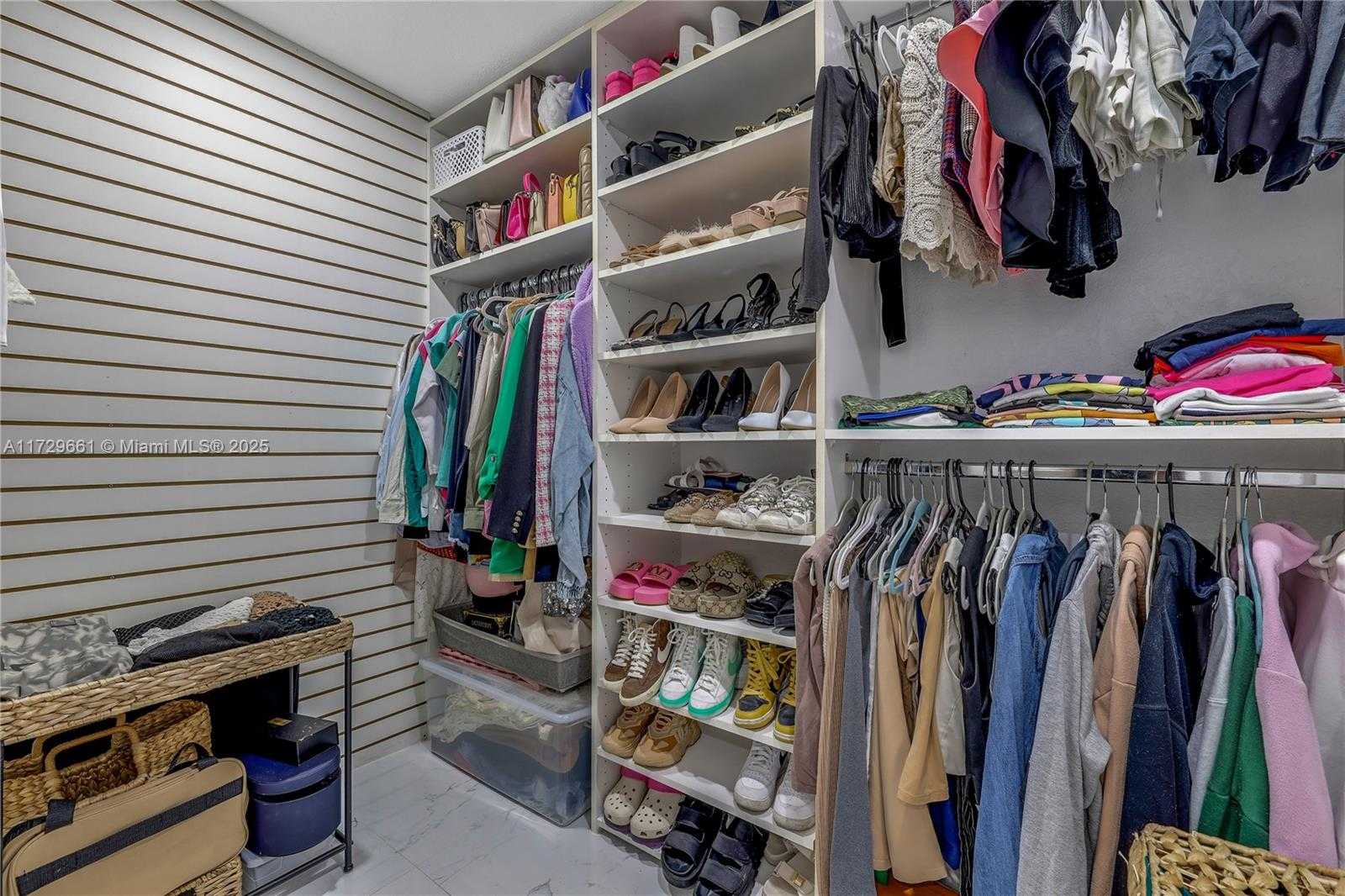Small Image of 5712 MONROE ST, Hollywood Number 24