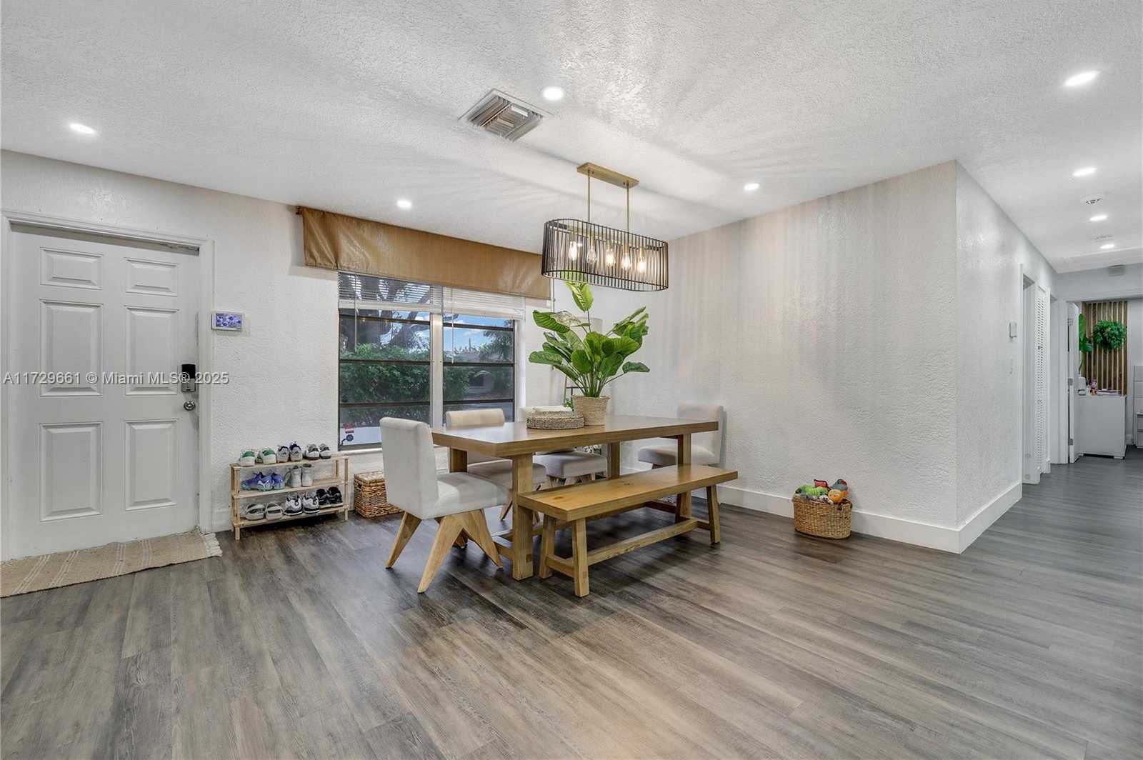 Small Image of 5712 MONROE ST, Hollywood Number 5