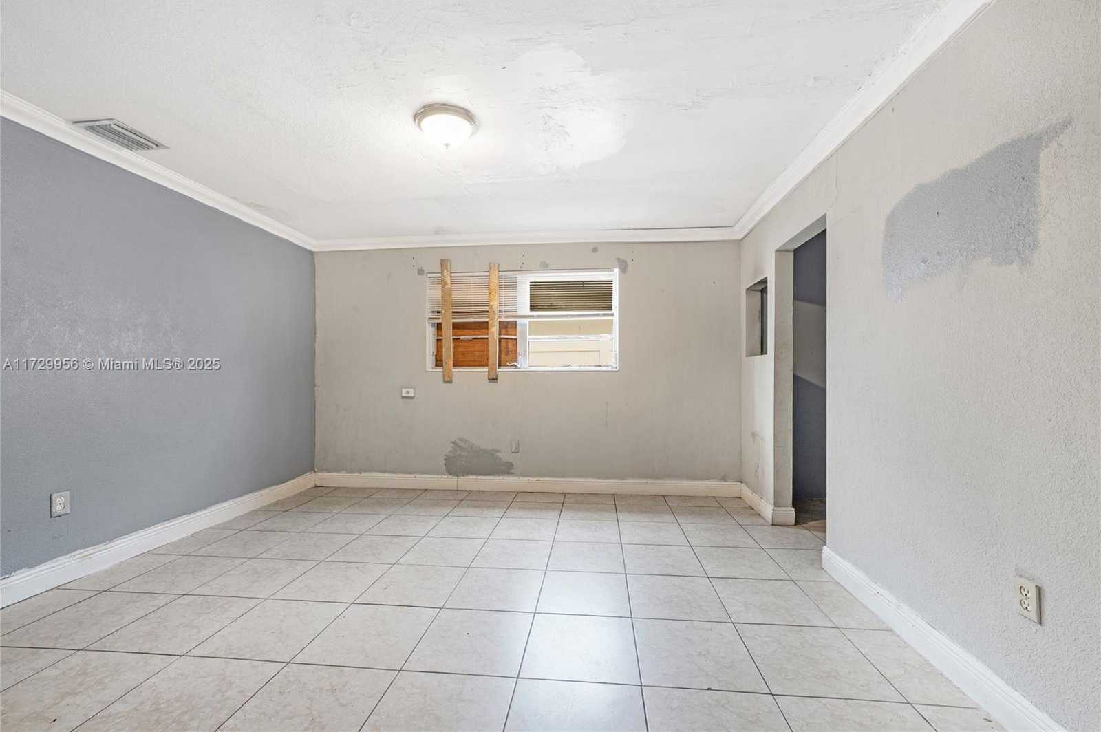 Small Image of 7904 CORAL BLVD, Miramar Number 16