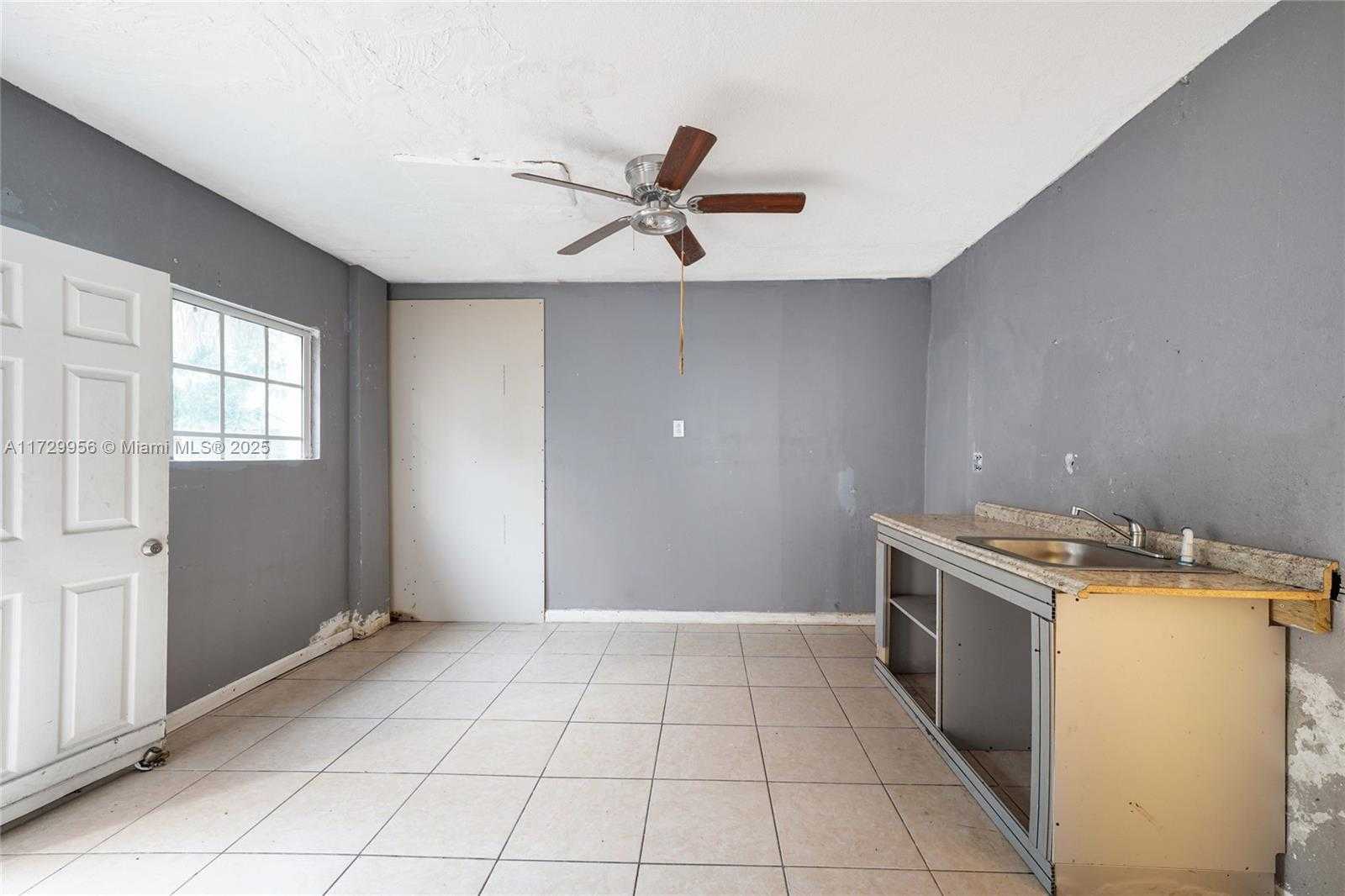 Small Image of 7904 CORAL BLVD, Miramar Number 21