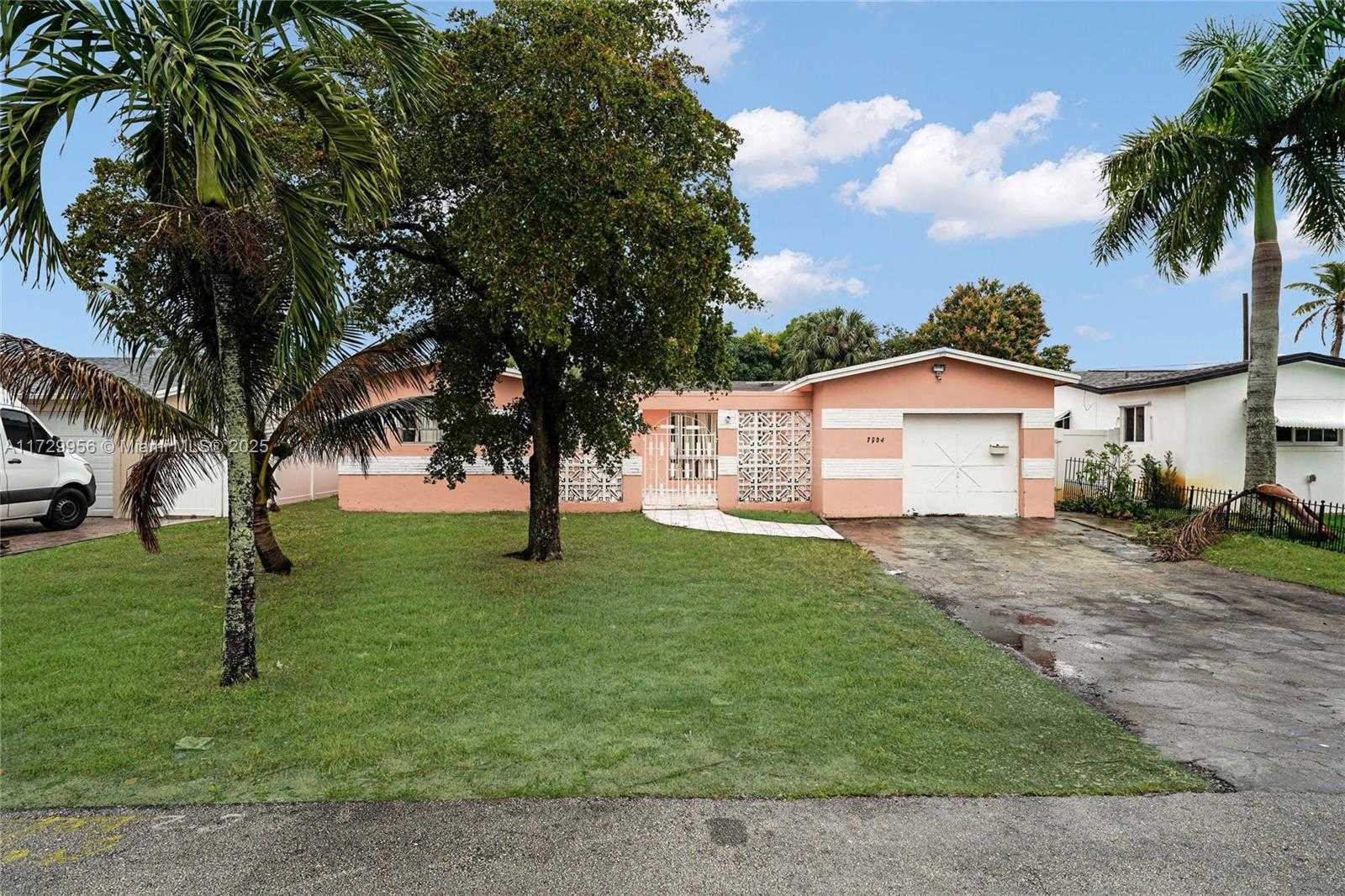 Small Image of 7904 CORAL BLVD, Miramar Number 27