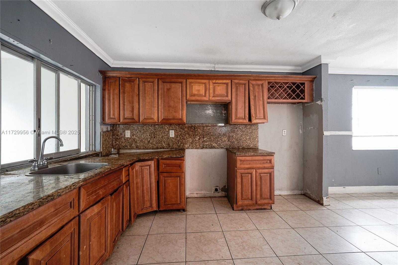 Small Image of 7904 CORAL BLVD, Miramar Number 7