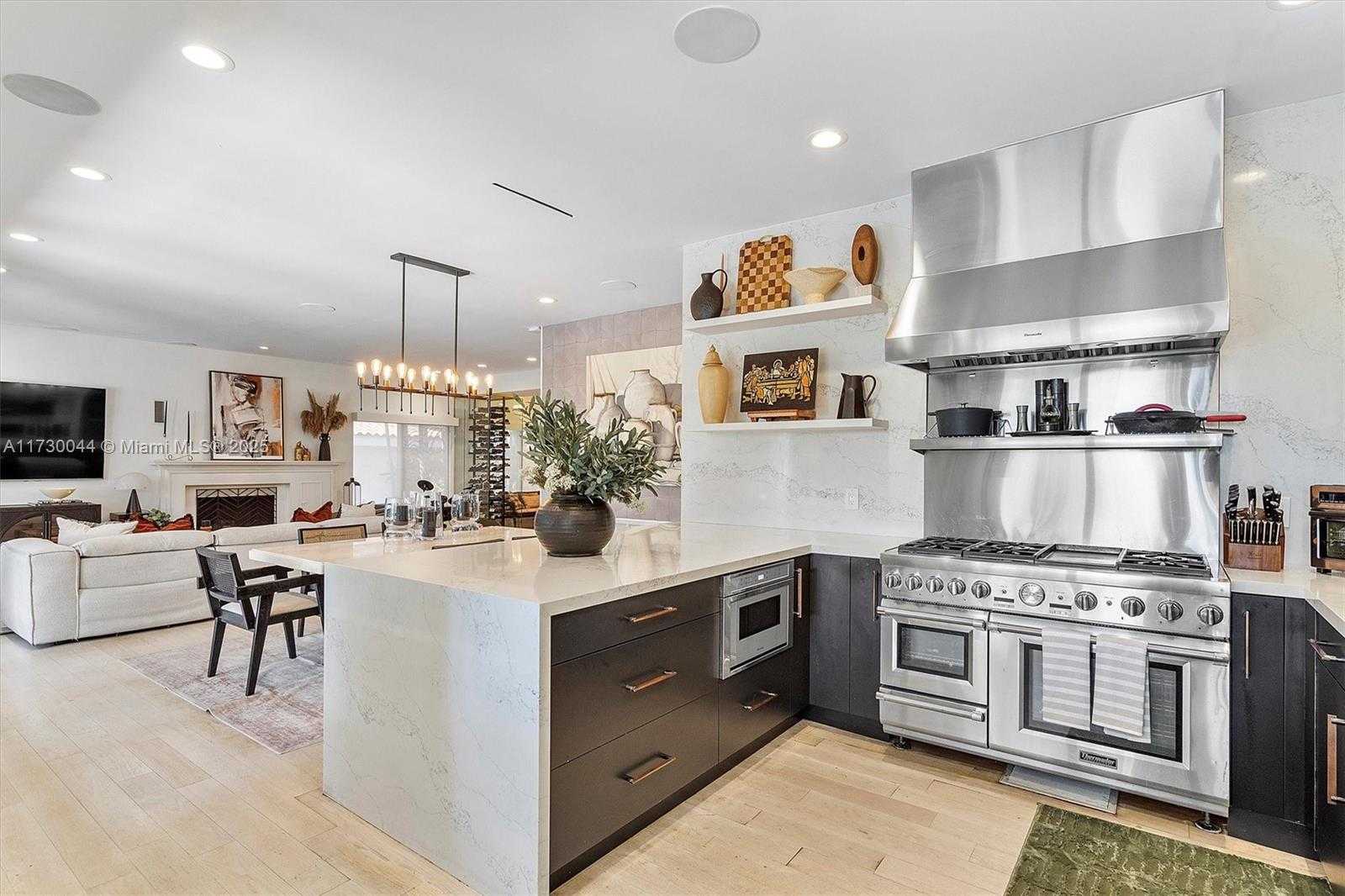 Small Image of 652 NORTH EAST 105TH ST, Miami Shores Number 17