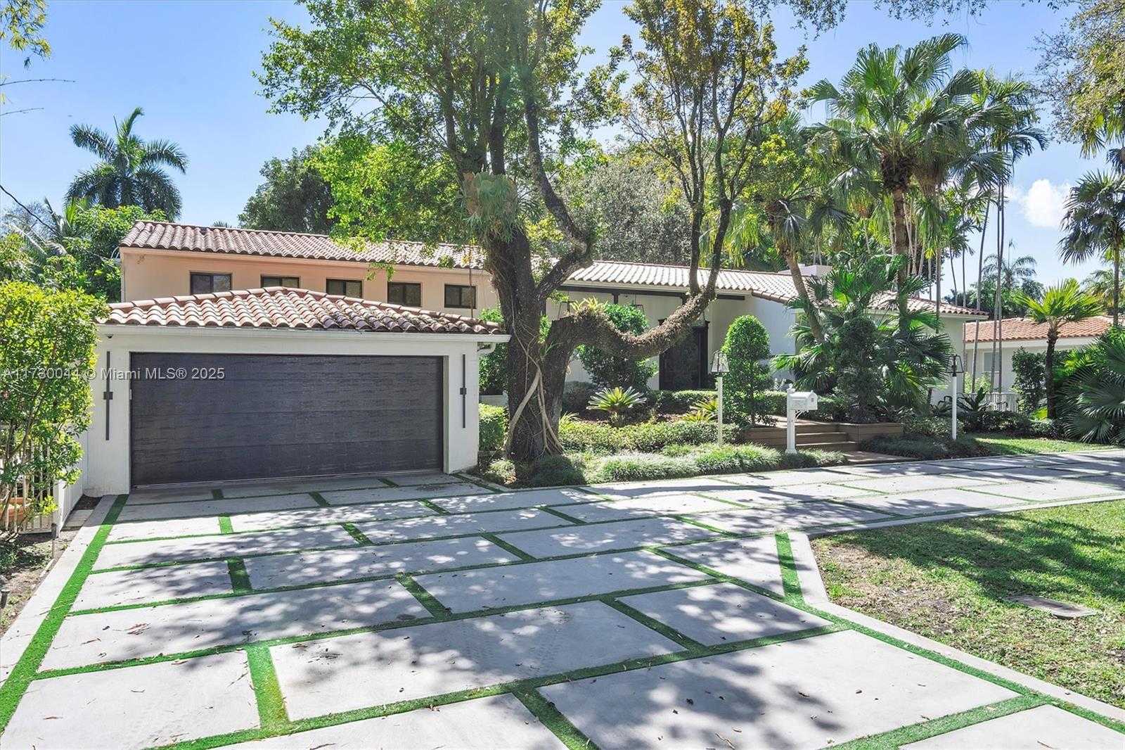 Small Image of 652 NORTH EAST 105TH ST, Miami Shores Number 3
