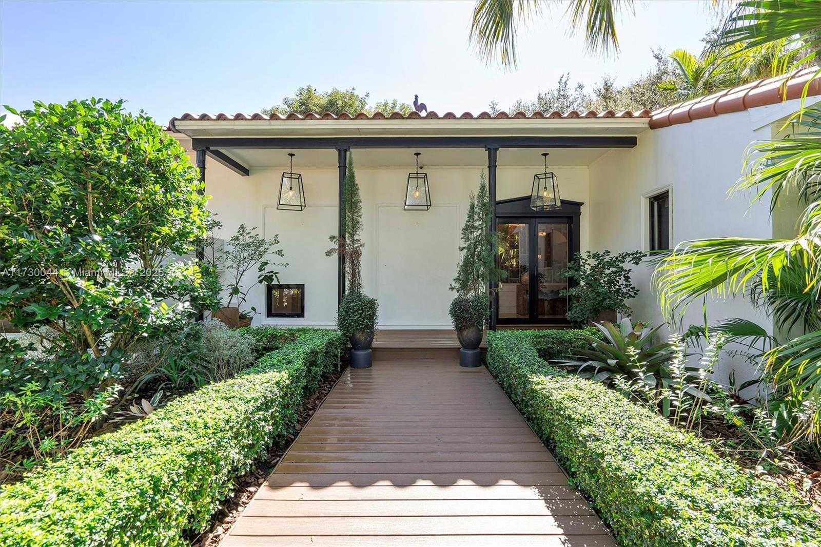 Small Image of 652 NORTH EAST 105TH ST, Miami Shores Number 5