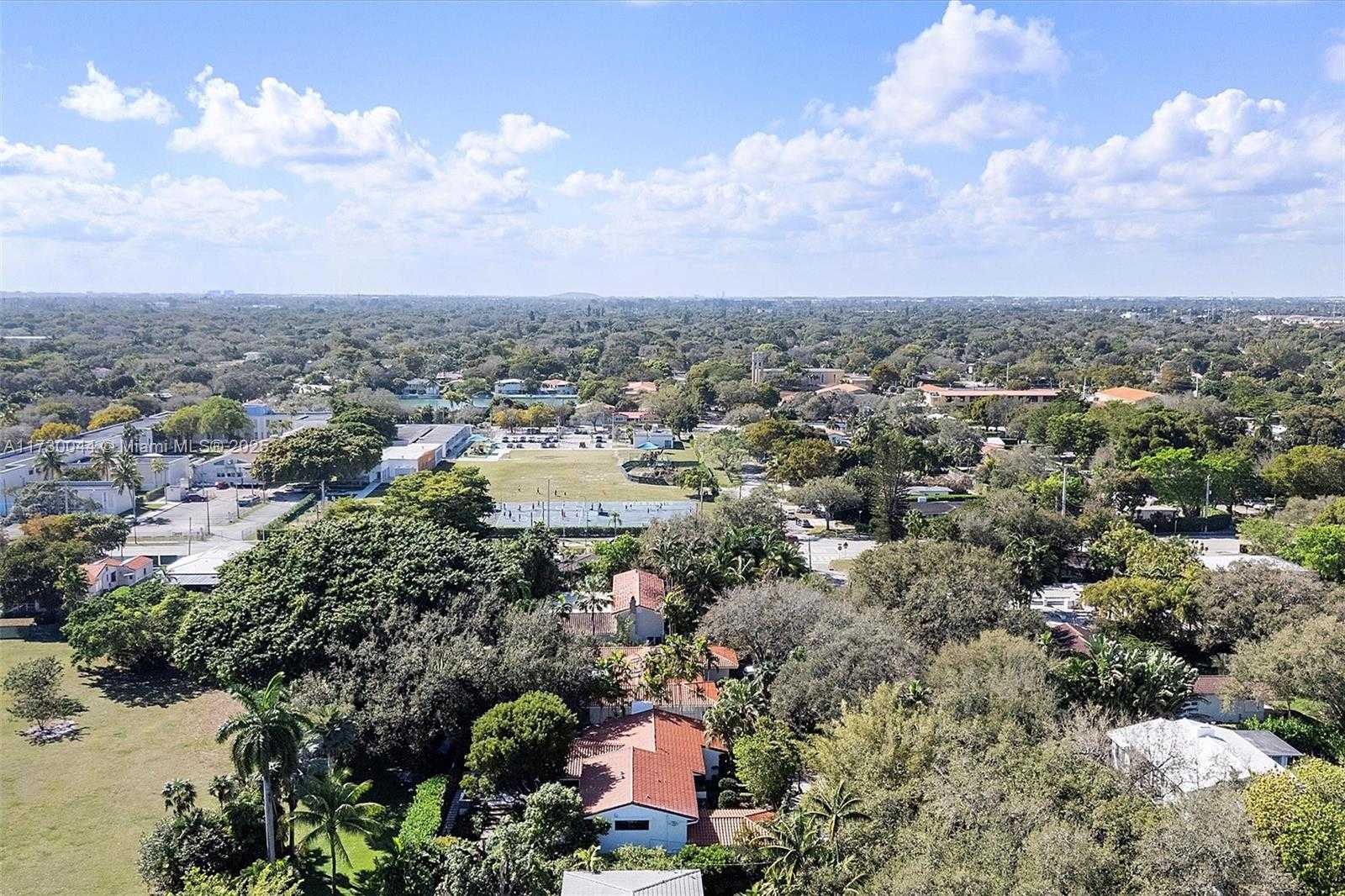 Small Image of 652 NORTH EAST 105TH ST, Miami Shores Number 52