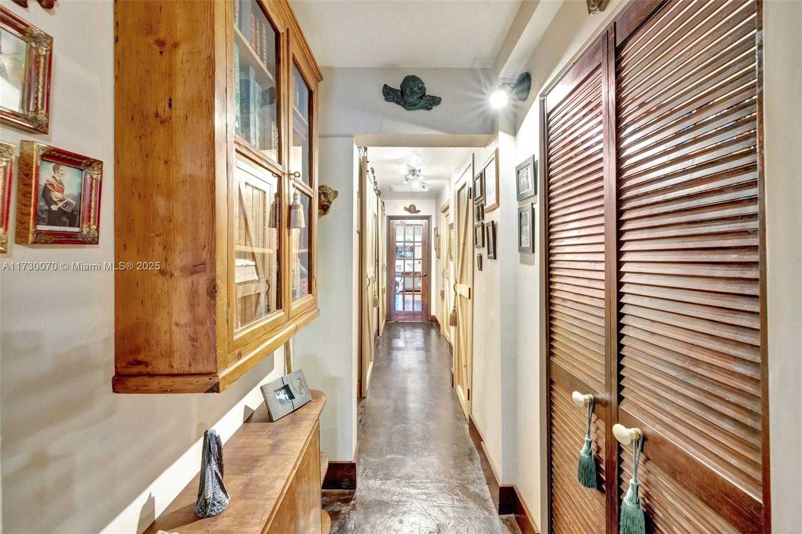 Small Image of 1401 NORTH EAST 33RD ST, Oakland Park Number 21