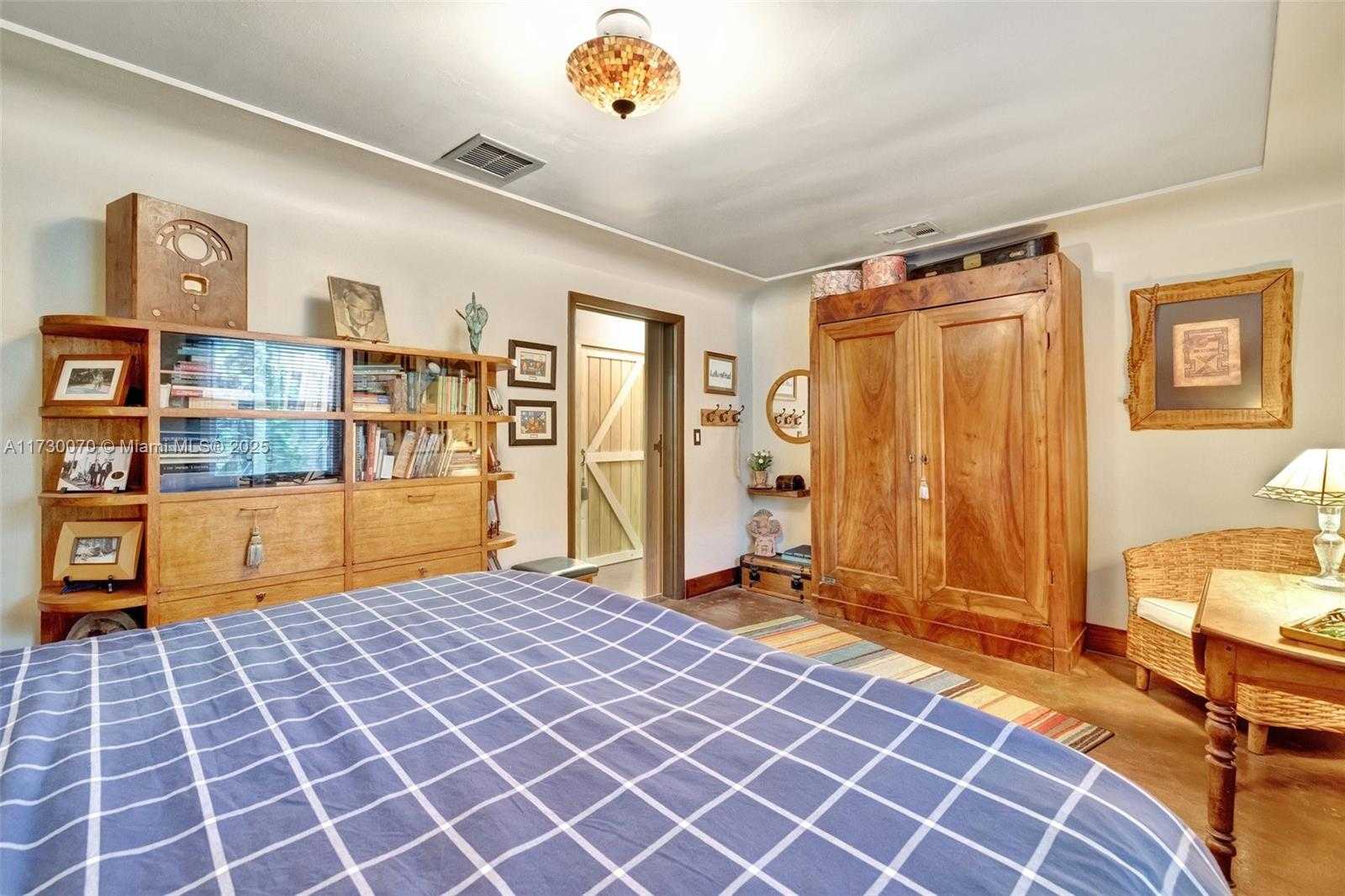 Small Image of 1401 NORTH EAST 33RD ST, Oakland Park Number 24