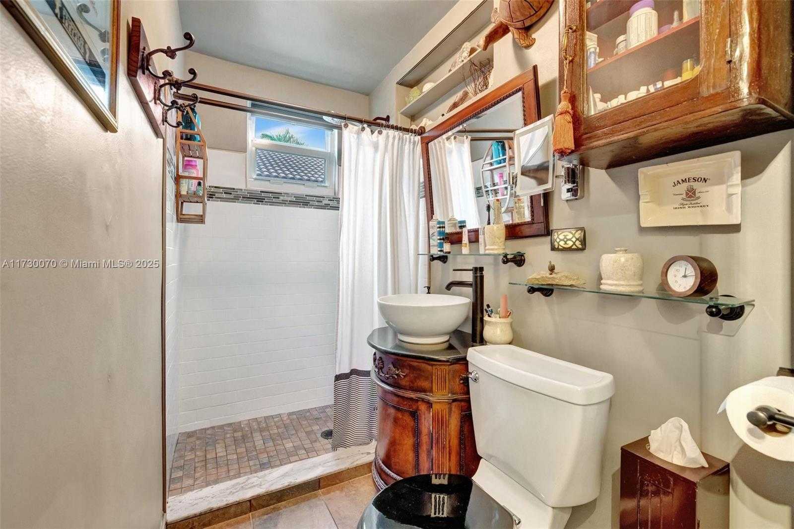 Small Image of 1401 NORTH EAST 33RD ST, Oakland Park Number 25