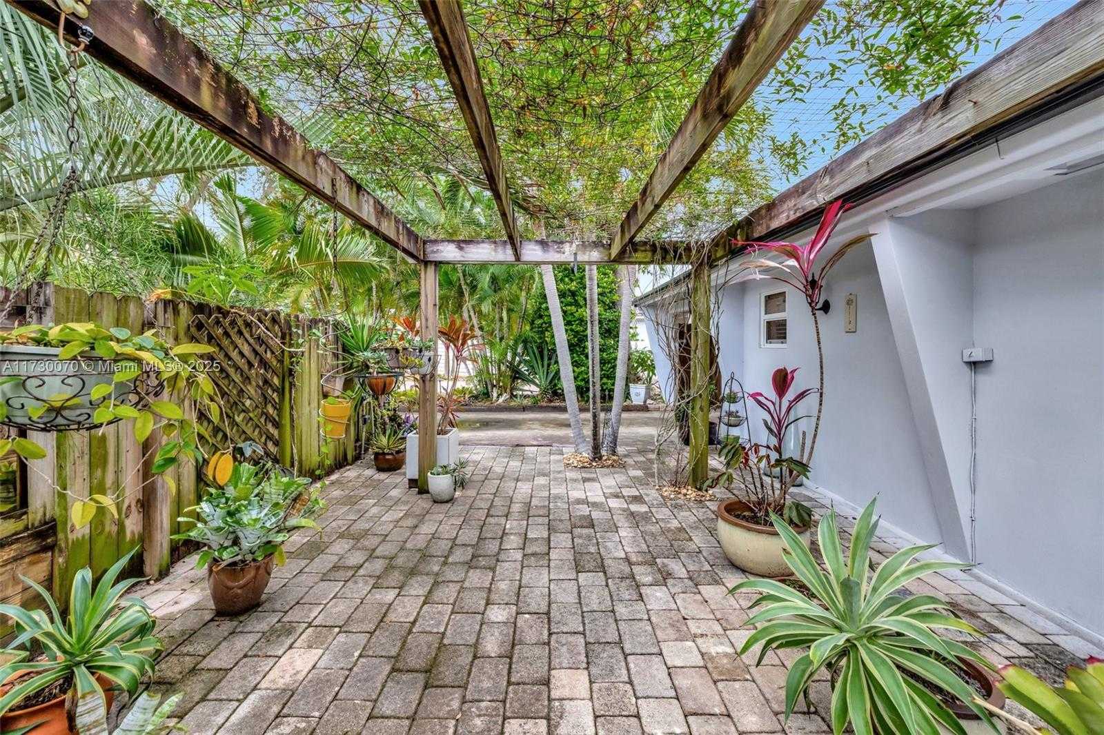 Small Image of 1401 NORTH EAST 33RD ST, Oakland Park Number 40