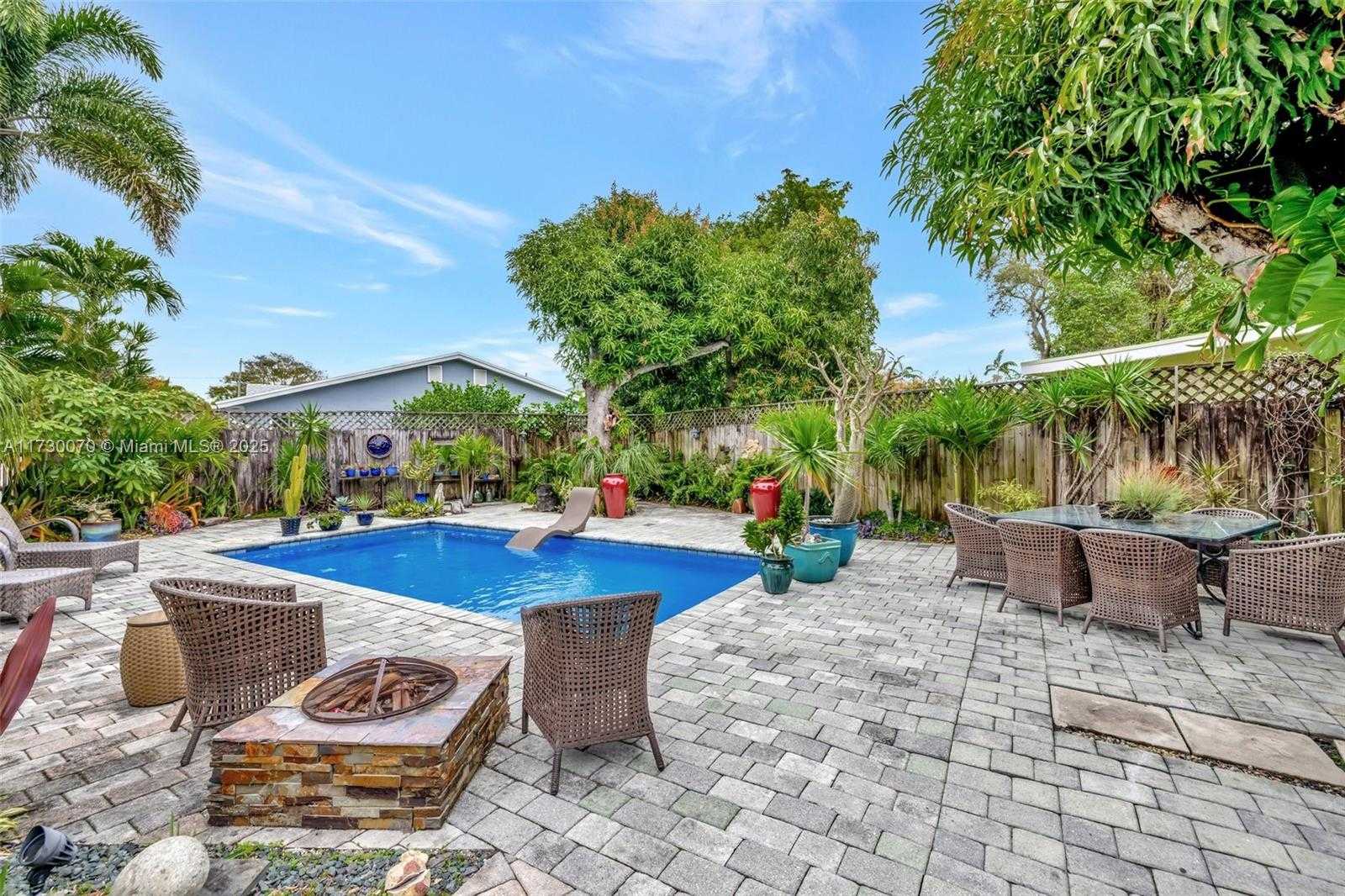Small Image of 1401 NORTH EAST 33RD ST, Oakland Park Number 5