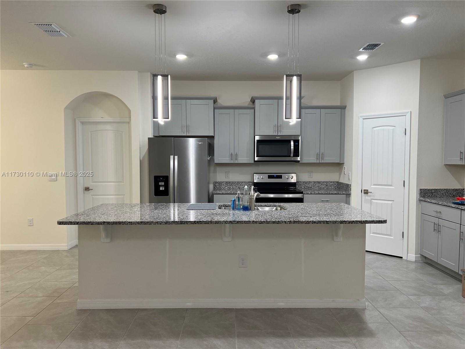 Small Image of 1590 BARBERRY DR, Kissimmee Number 5