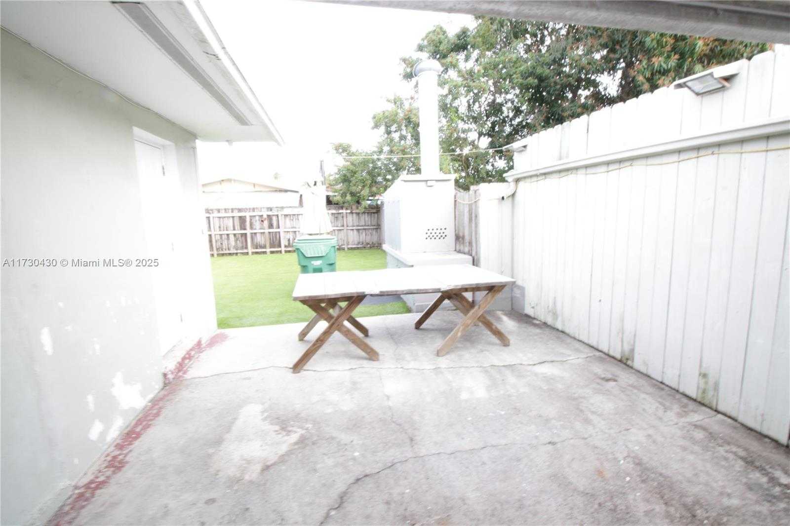 Small Image of 19143 NORTH WEST 35TH AVE, Miami Gardens Number 12