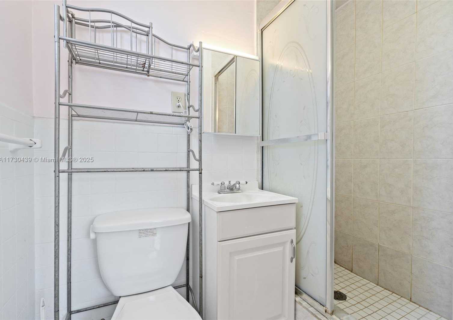 Small Image of 701 NORTH EAST 170TH ST, North Miami Beach Number 19