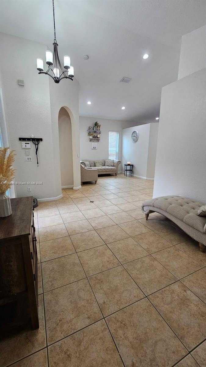 Small Image of 4120 NORTH EAST 22 ND CT, Homestead Number 4