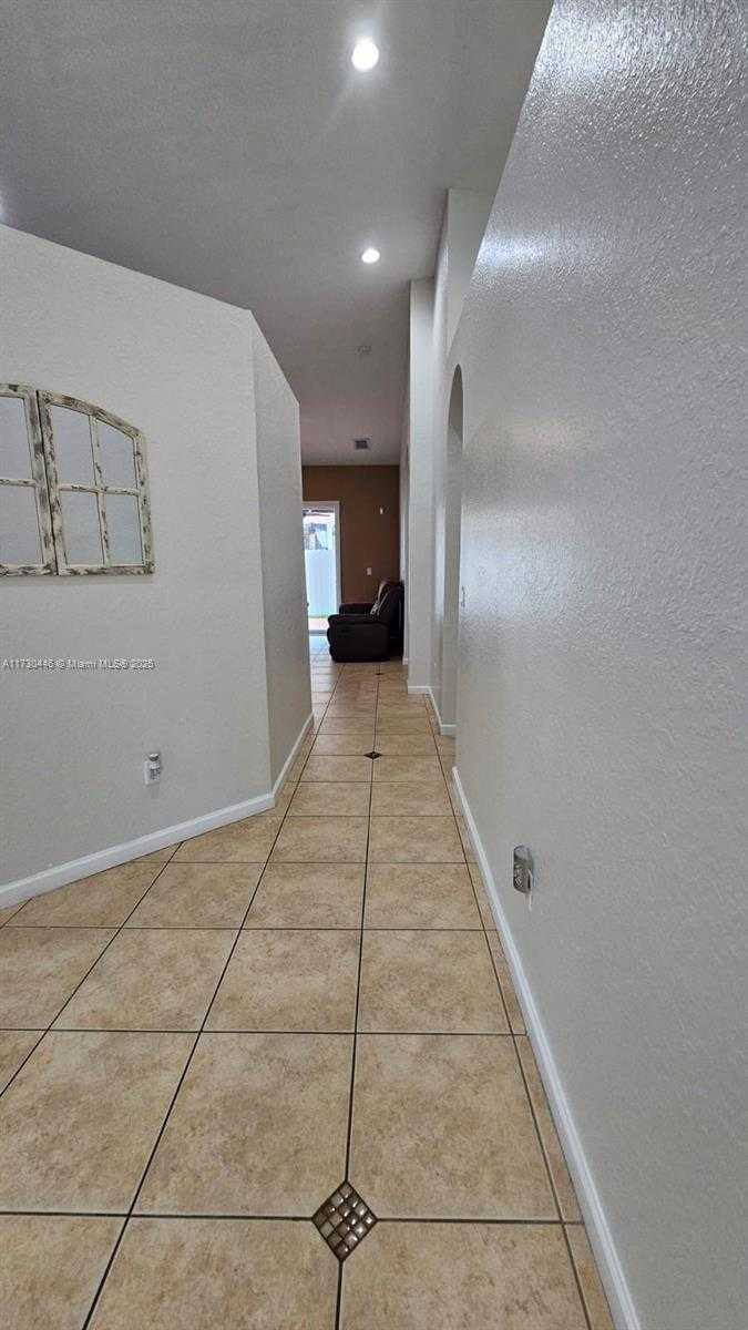 Small Image of 4120 NORTH EAST 22 ND CT, Homestead Number 6