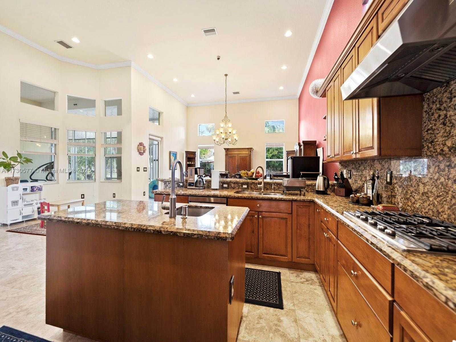 Small Image of 16741 SOUTH WEST 282ND ST, Homestead Number 19