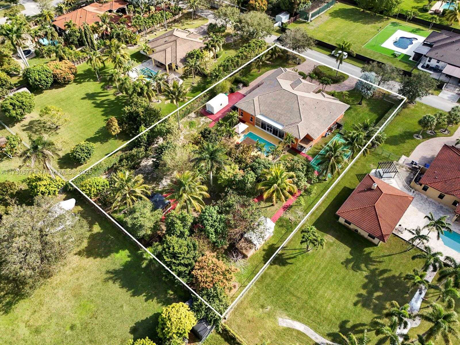 Small Image of 16741 SOUTH WEST 282ND ST, Homestead Number 7