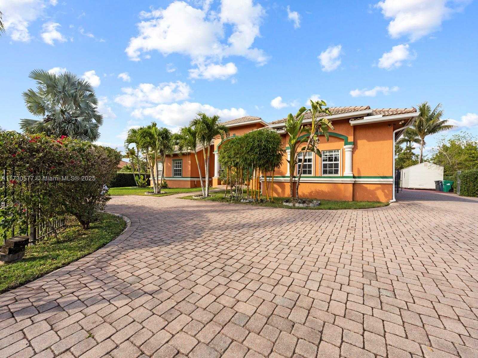 Small Image of 16741 SOUTH WEST 282ND ST, Homestead Number 9