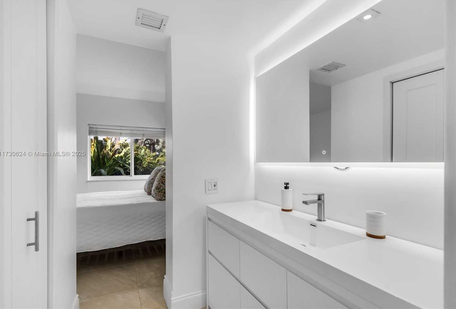 Small Image of 9260 SOUTH WEST 101 ST, Miami Number 33