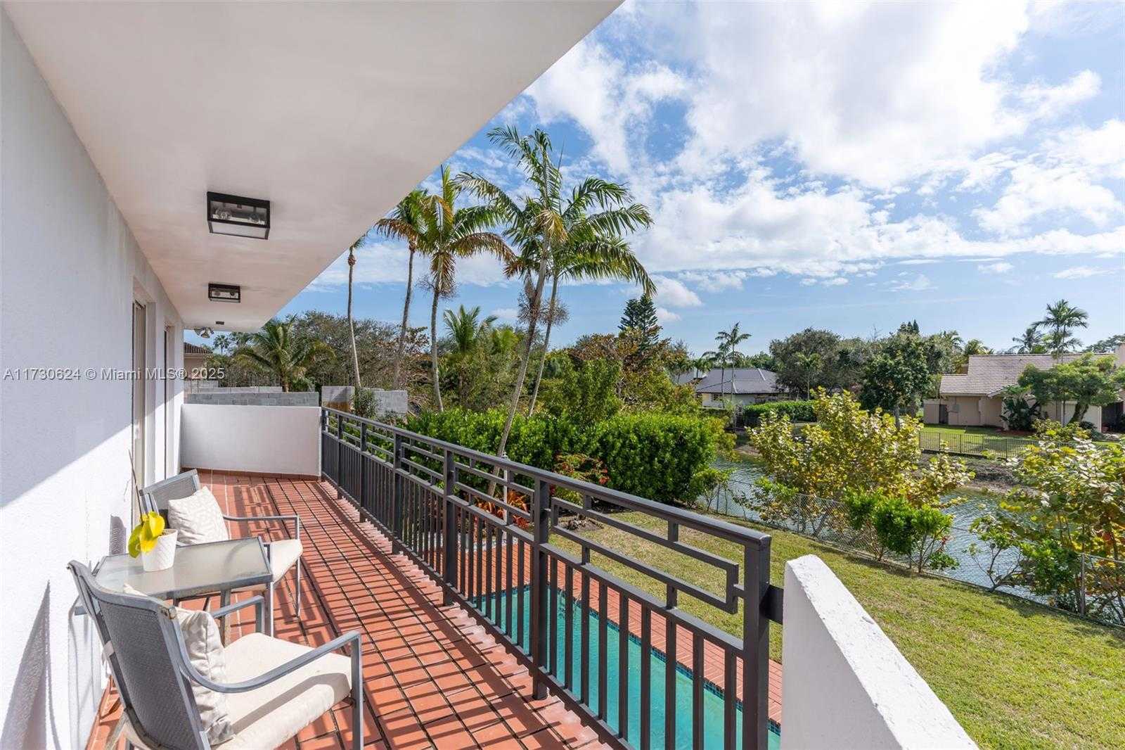 Small Image of 9260 SOUTH WEST 101 ST, Miami Number 47