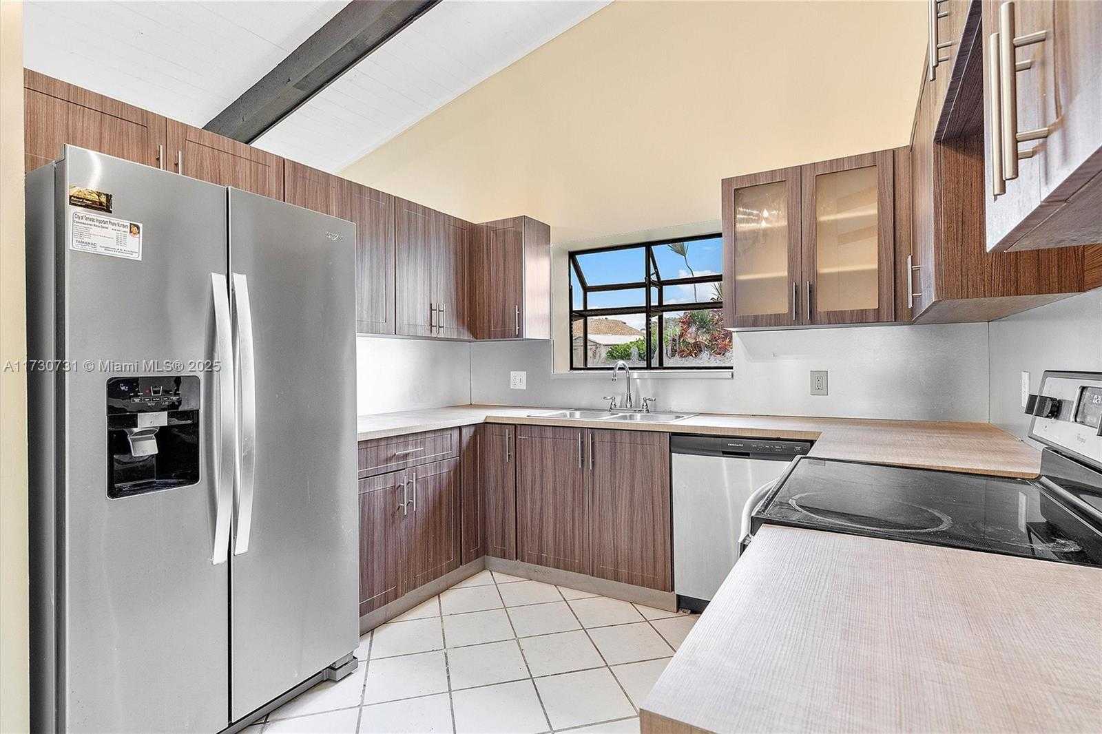 Small Image of 8017 NORTH WEST 83RD WAY, Tamarac Number 9