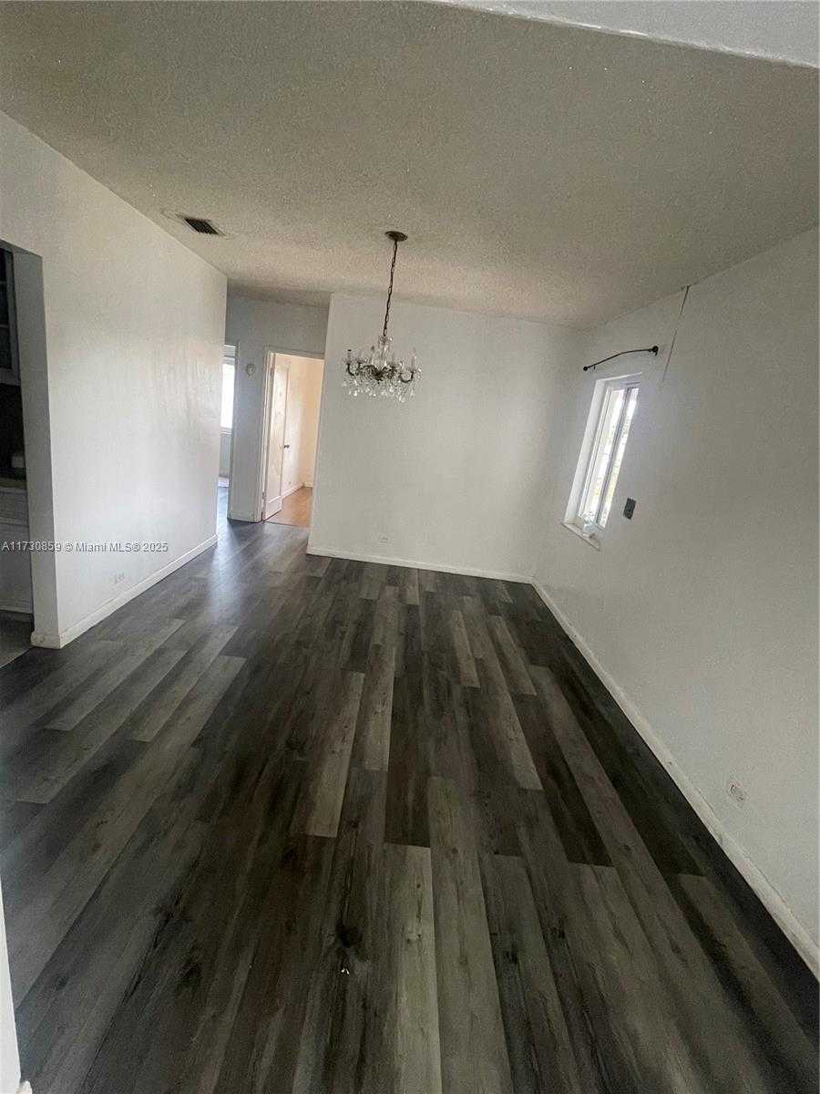 Small Image of 16025 NORTH WEST 20TH AVE, Miami Gardens Number 6