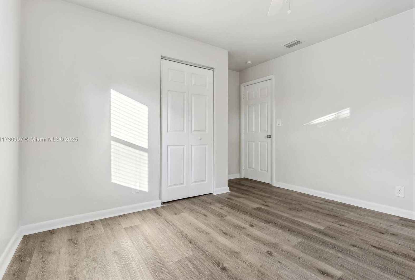 Small Image of 5409 NORTH ANDREWS AVE, Oakland Park Number 14