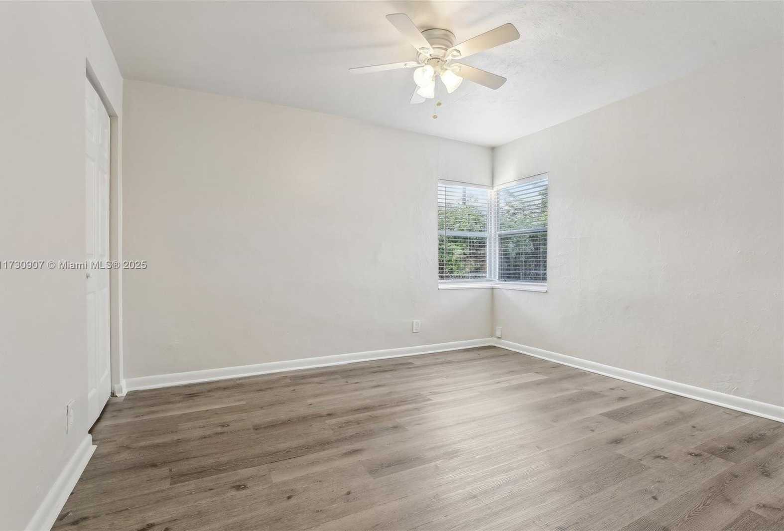 Small Image of 5409 NORTH ANDREWS AVE, Oakland Park Number 15