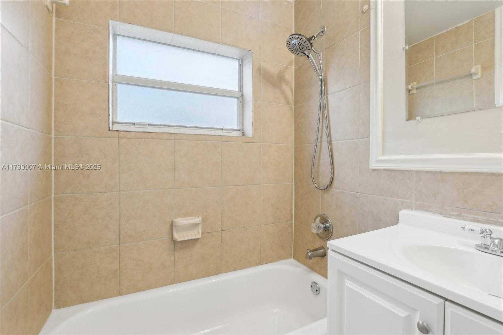 Small Image of 5409 NORTH ANDREWS AVE, Oakland Park Number 20