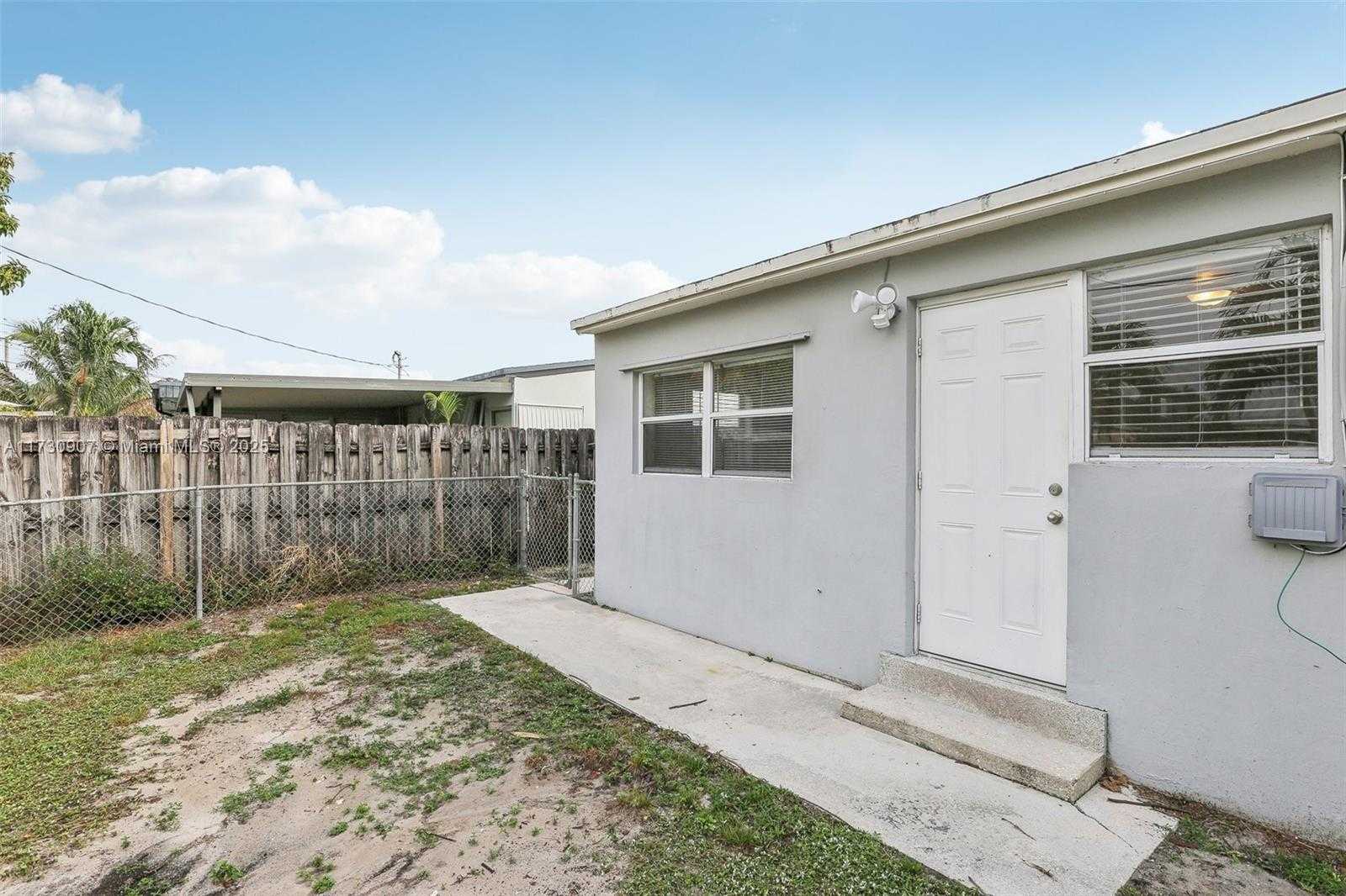 Small Image of 5409 NORTH ANDREWS AVE, Oakland Park Number 25