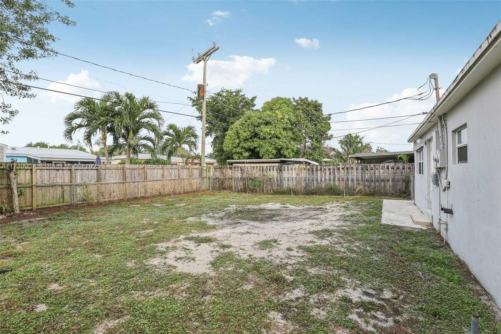 Small Image of 5409 NORTH ANDREWS AVE, Oakland Park Number 26