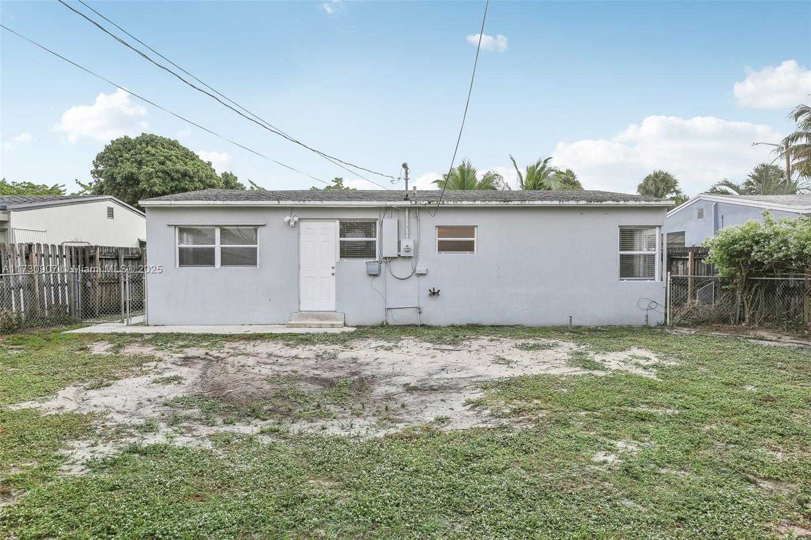 Small Image of 5409 NORTH ANDREWS AVE, Oakland Park Number 27