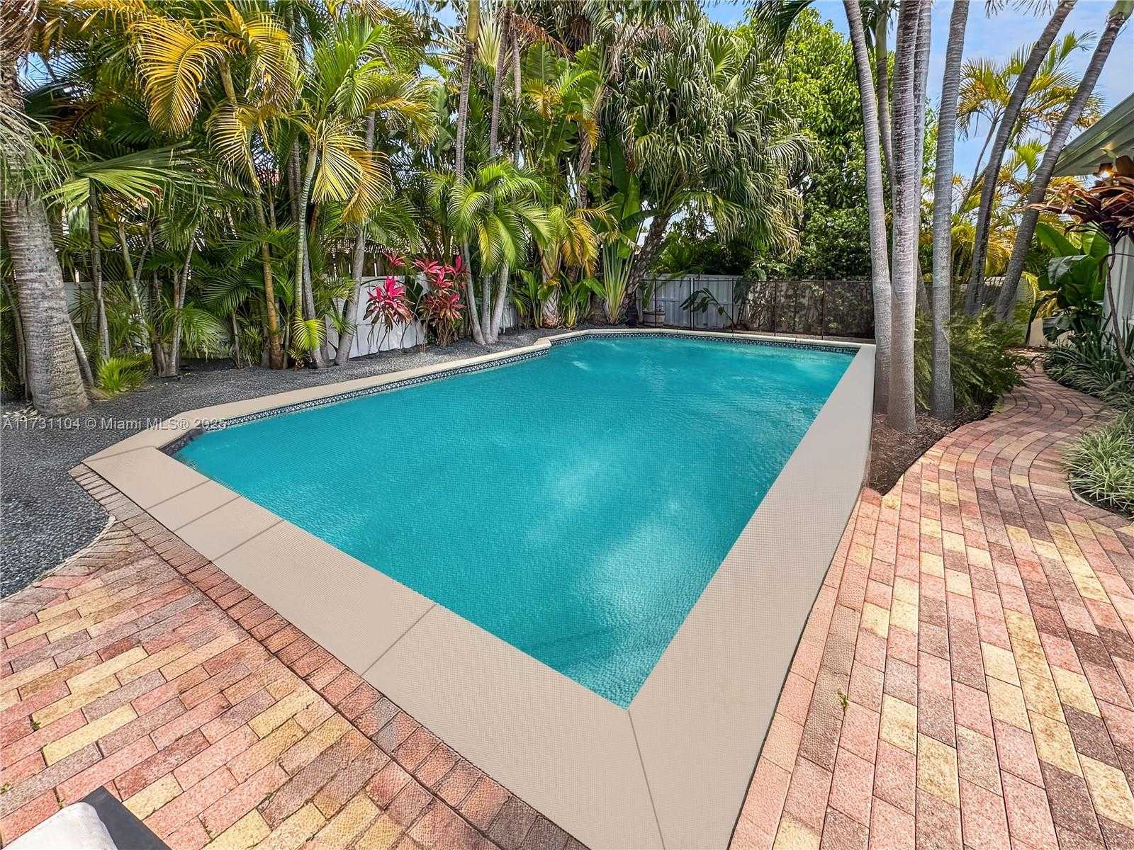 Small Image of 8858 FROUDE AVE, Surfside Number 11