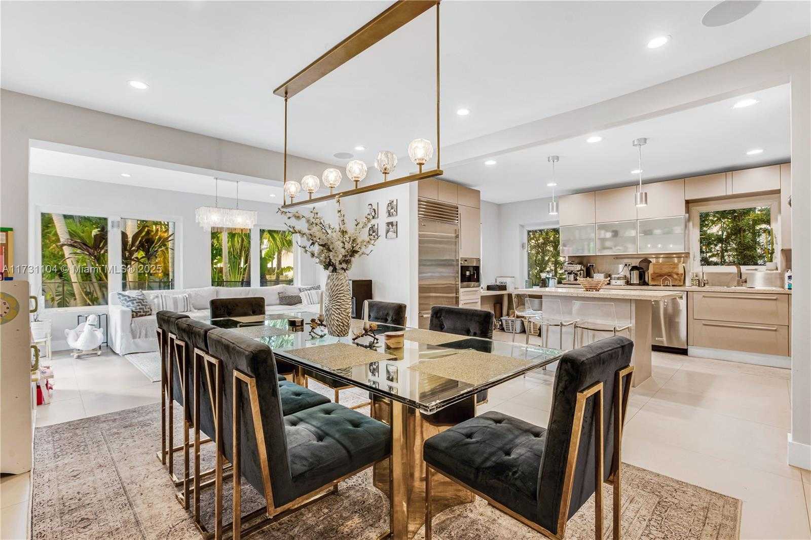 Small Image of 8858 FROUDE AVE, Surfside Number 18