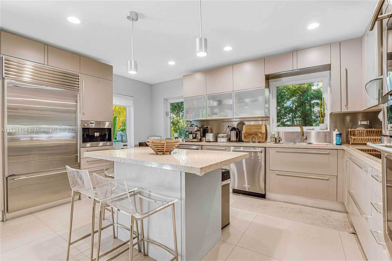 Small Image of 8858 FROUDE AVE, Surfside Number 19