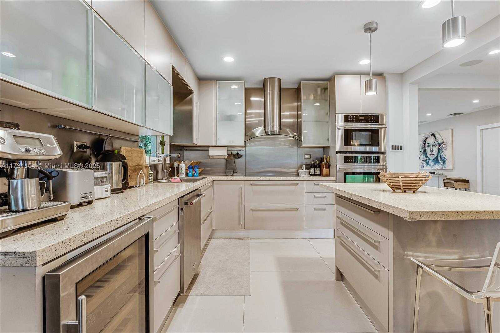 Small Image of 8858 FROUDE AVE, Surfside Number 21