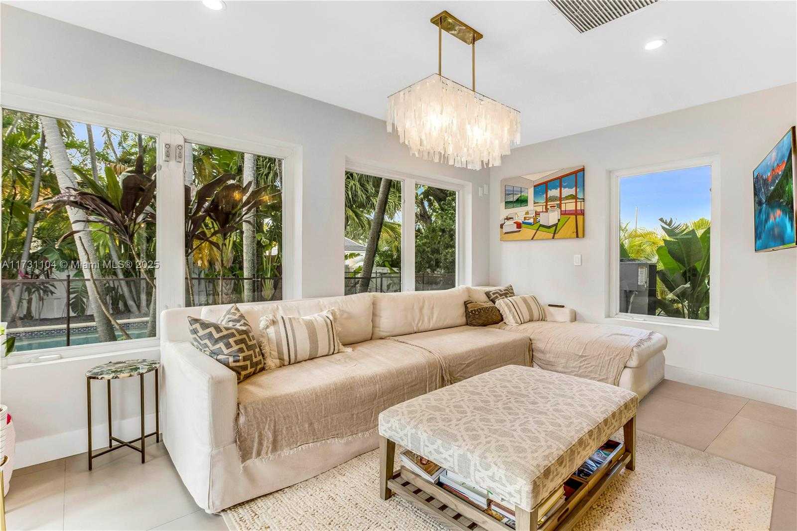 Small Image of 8858 FROUDE AVE, Surfside Number 22